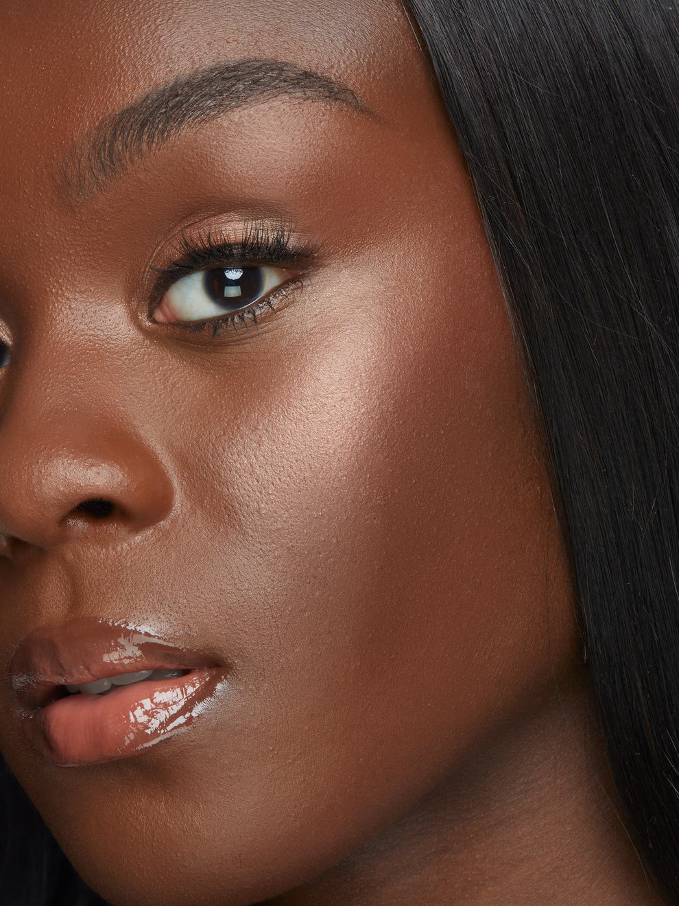 Glow Gallery highlighting eye & cheek palette
