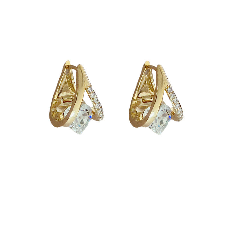 Geometric Heart Zircon Ear Cuff - Fashionable and Personalized
