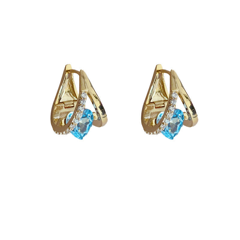 Geometric Heart Zircon Ear Cuff - Fashionable and Personalized